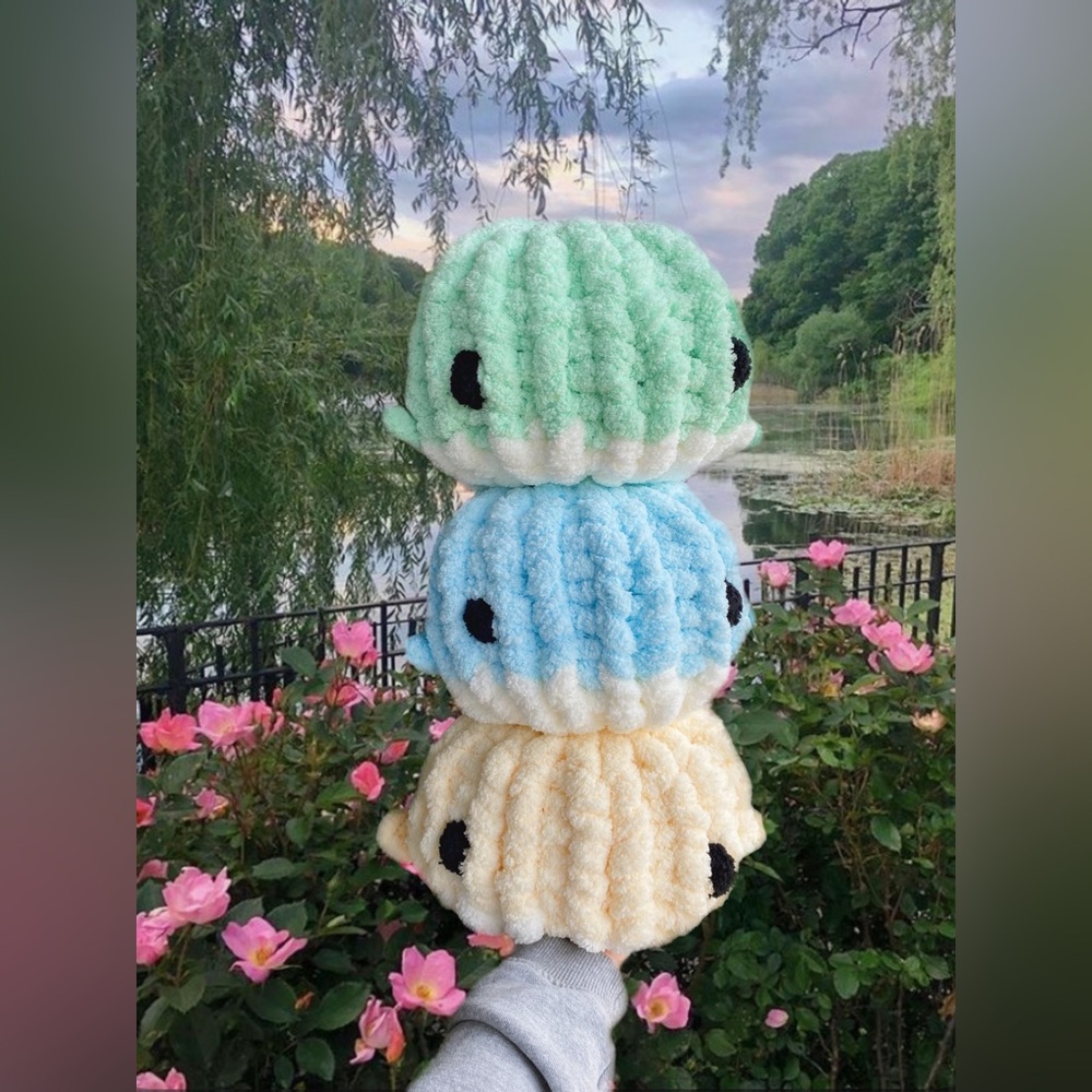 chunky knit whales!